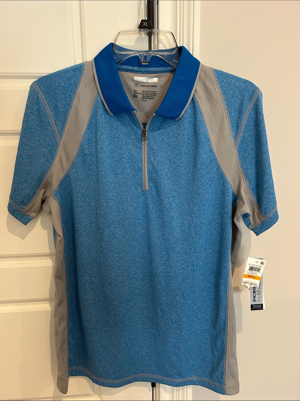 NWT INC Men’s Blue Heathered Performance Polo - Short Sleeve